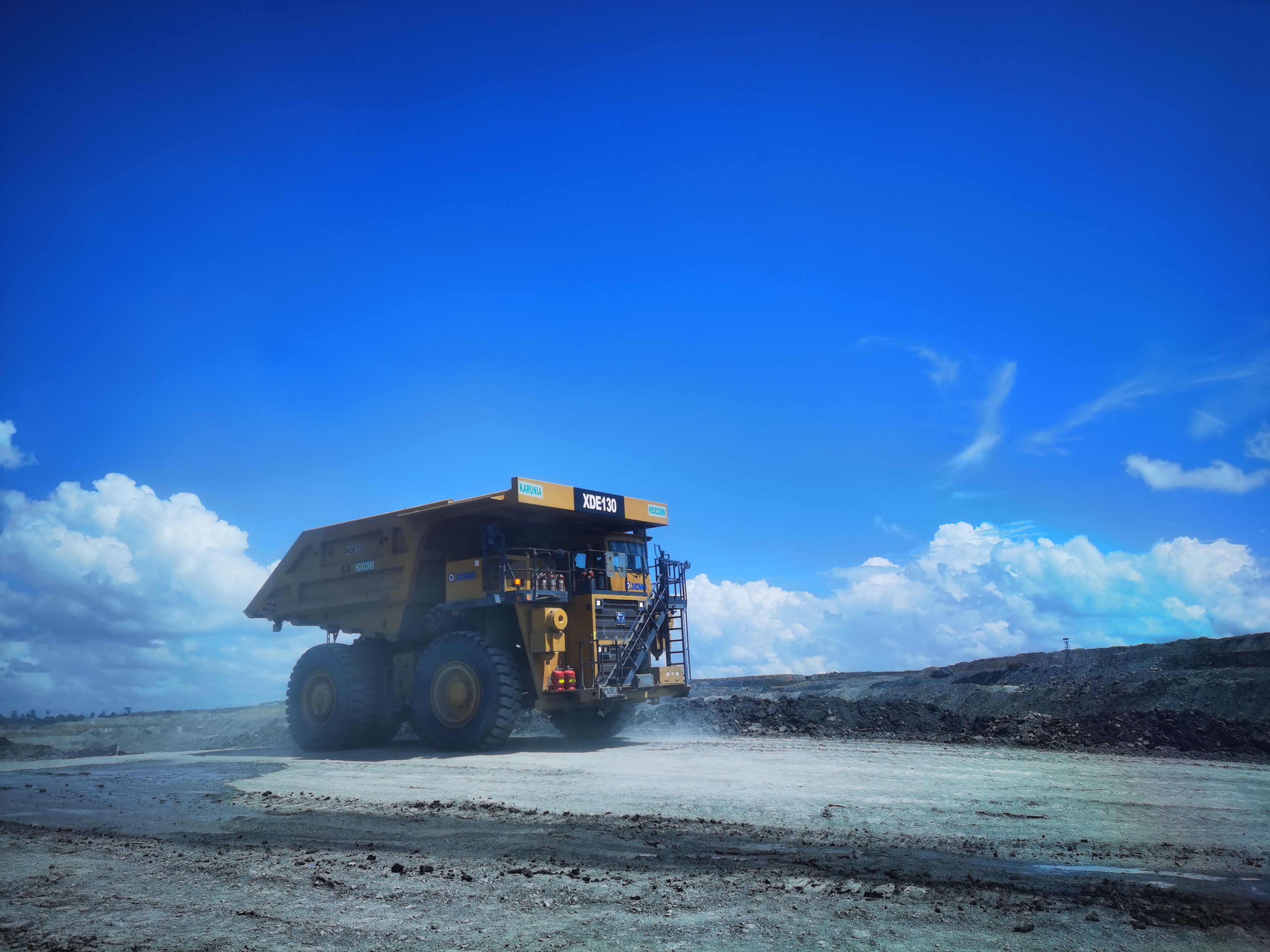 矿业报国，效率传奇！w88win优德矿山机械100台+扎根高原