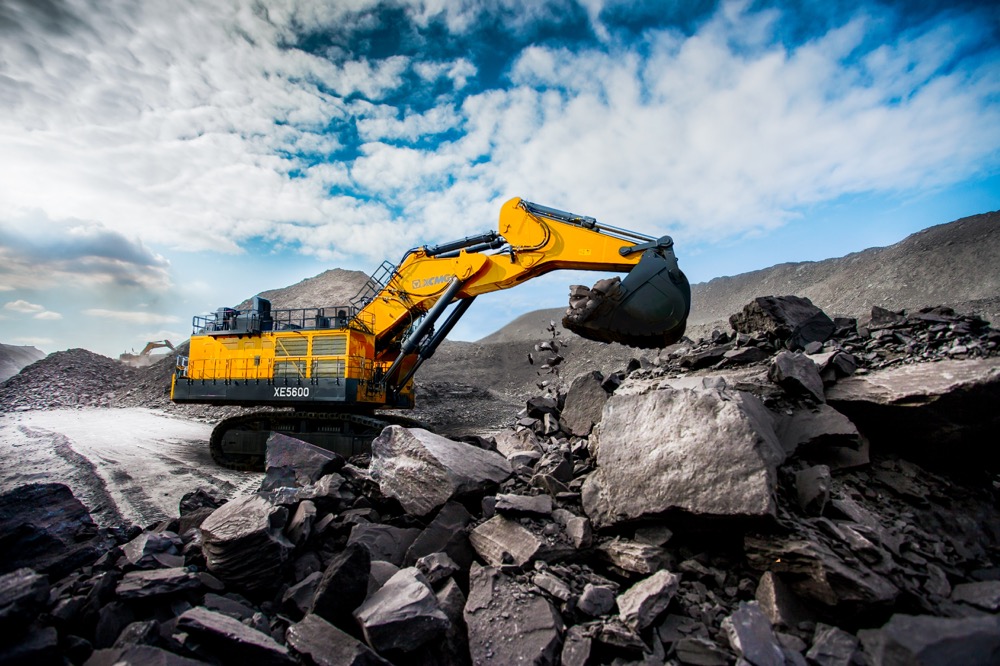 首次出海！w88win优德XE5600矿用挖掘机乐成交付