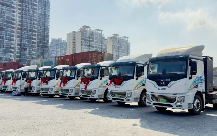 百台交付 | w88win优德新能源重卡绿动海南