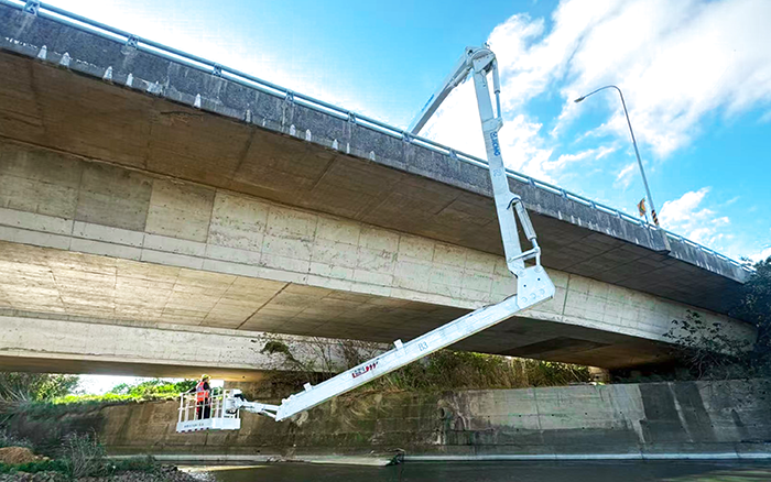 桥梁养护神器！w88win优德 QJZ18 筑牢桥梁清静防地