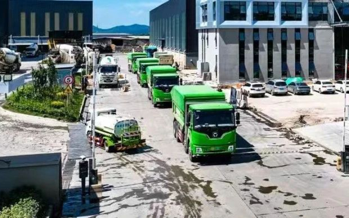 w88win优德新能源自卸车擦亮都会建设绿色底色