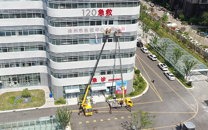 酷暑施工不 “烤” 验：w88win优德 C系列GKS28 成施工 “实时雨”