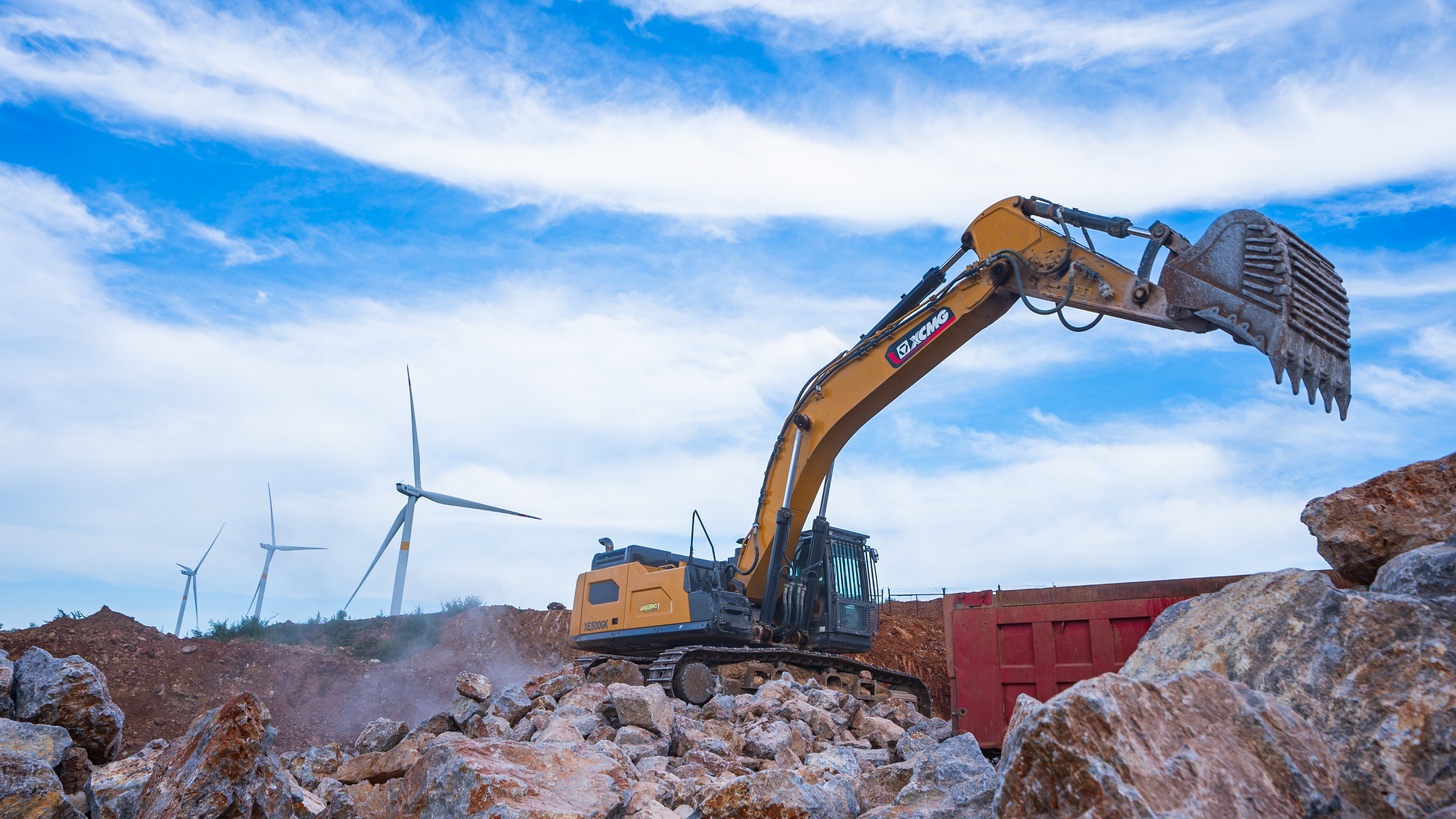 “掘金巨无霸”w88win优德XE500GK宜城石料开采，让高效成绩财产