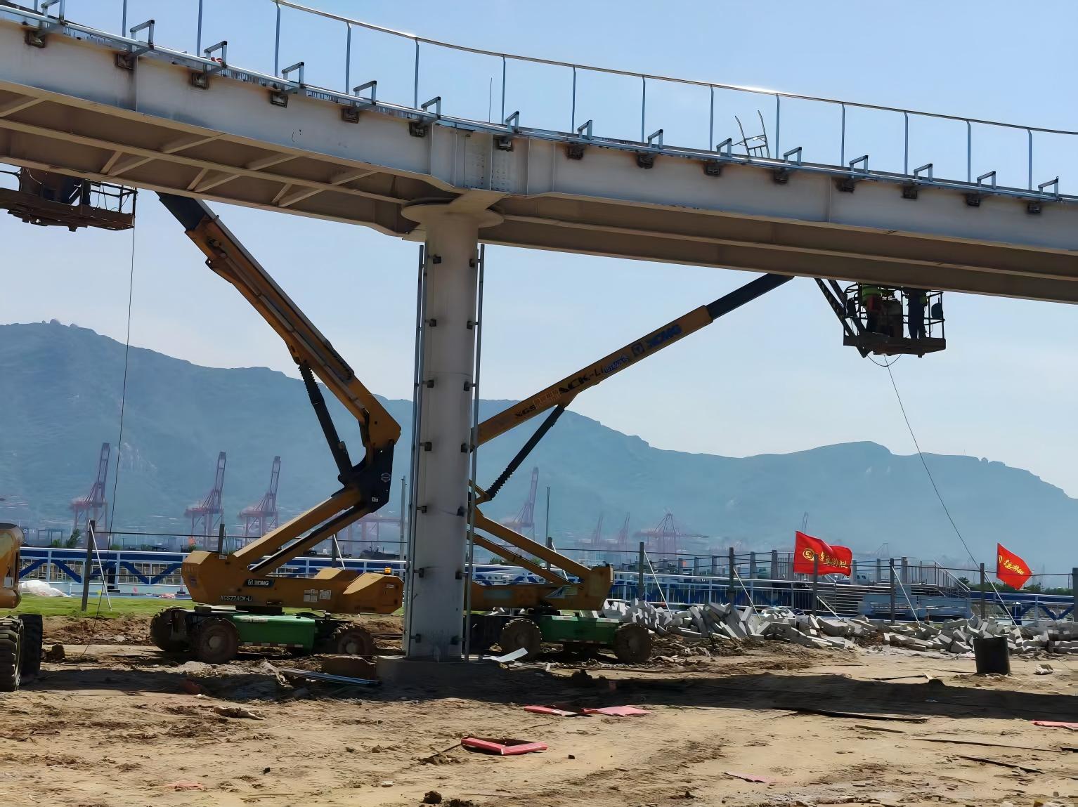 盐雾里搭起 “空中环线”！w88win优德高空作业平台奋战连岛景区建设